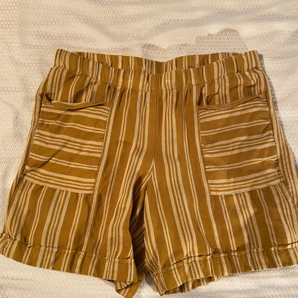 JJill linen shorts
